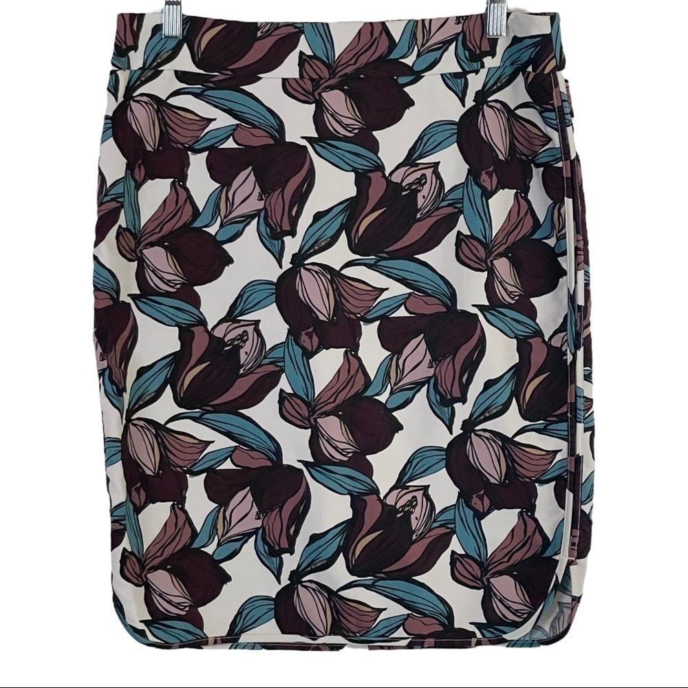 🌺 Ann Taylor LOFT Floral Teal & Maroon Dolphin Hem Mini Skirt Size 10